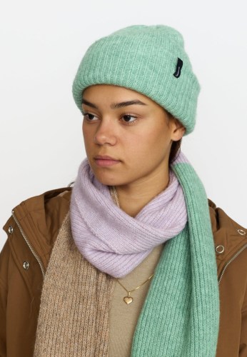 Fluffy_Beanie-Headwear-99010-Tur (1)